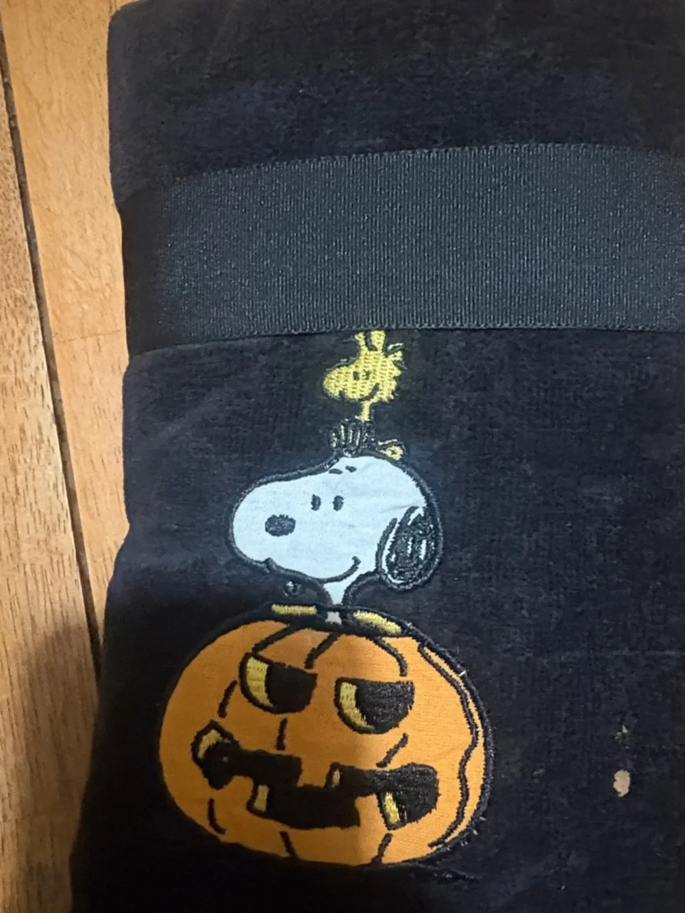 NWT set of 2 PEANUTS HALLOWEEN HAND TOWELS